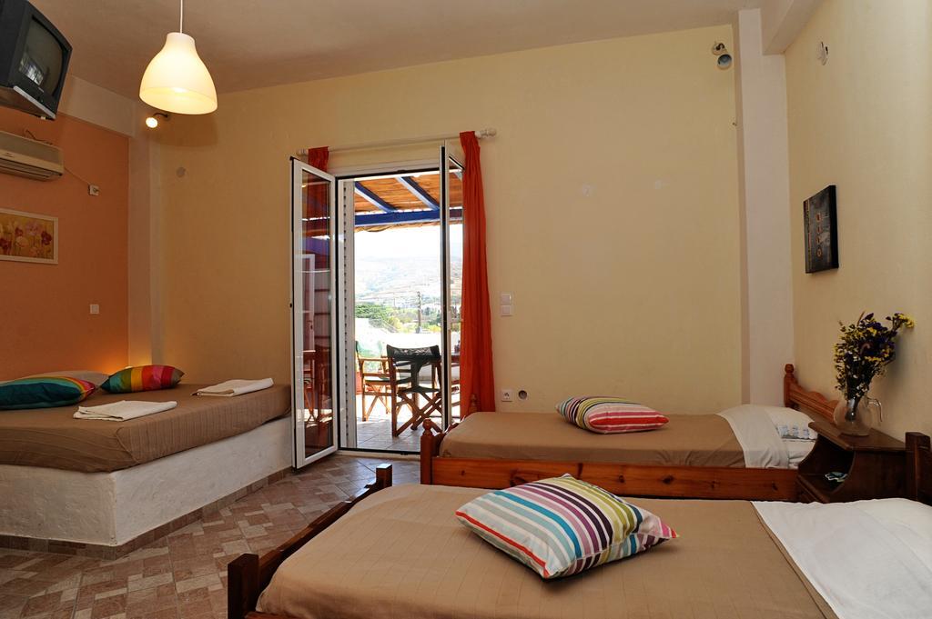 Pansion Andreas Apartment Tinos Island Room photo